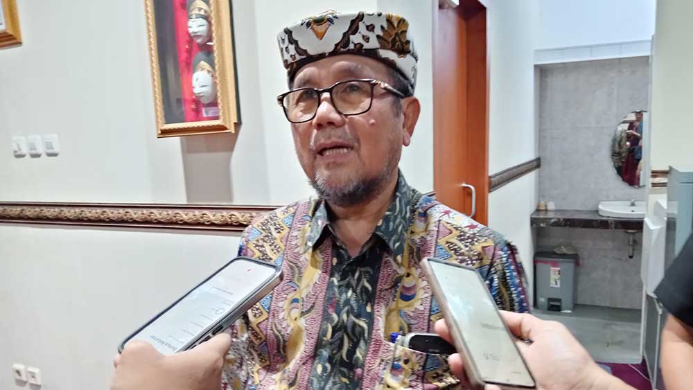 Bupati Imron Tunjuk Dangi Jadi Plt Dirut PDAM Tirta Jati Kabupaten Cirebon 1 Bupati Cirebon, Drs H Imron Mag.