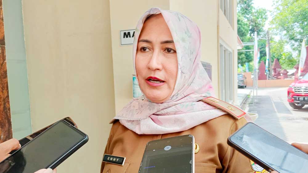 ISPA Jadi Kasus Terbanyak di Kabupaten Cirebon, Dinkes Catat 65.055 Kasus 1 Kepala Dinkes Kabupaten Cirebon Hj. Eni Suhaeni.