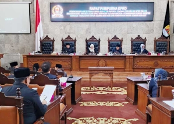 Suasana Rapat Paripurna Dprd Kabupaten Cirebon Menyetujui Dua Raperda Menjadi Perda, Kamis, 17 September 2026.