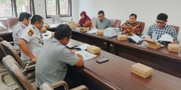 DPRD Kabupaten Cirebon Dorong Dishub Garap Potensi Parkir di 17 Kecamatan 7 Rapat Kerja Komisi Iii Dprd Kabupaten Cirebon Bersama Dishub Kabupaten Cirebon, Rabu, 2 September 2026.