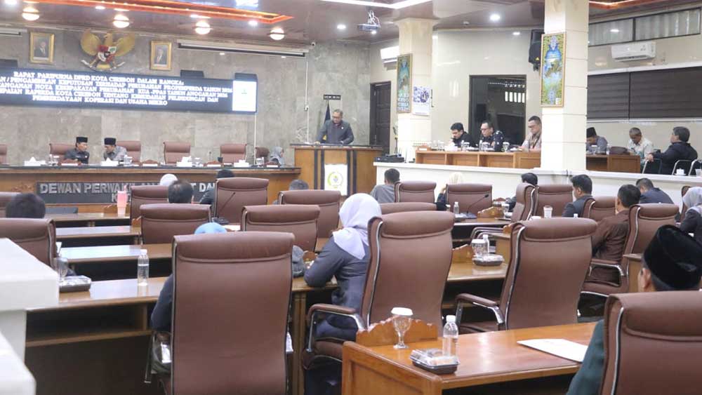 Perubahan KUA-PPAS 2026 Kota Cirebon Disepakati, Raperda Koperasi dan Usaha Mikro Masuk Pembahasan 1 Suasana Rapat Paripurna Yang Membahas Perubahan Kua-Ppas Tahun Anggaran 2026 Bertempat Di Gedung Dprd Kota Cirebon, Kamis, 10 September 2026.