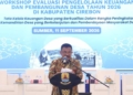 Pemkab Cirebon Dorong Kemandirian 412 Desa Lewat Pengelolaan Keuangan 10 Sekda Kabupaten Cirebon, Hendra Nirmala, Memberikan Sambutan Saat Workshop Evaluasi Pengelolaan Keuangan Dan Pembangunan Desa Tahun 2026 Yang Digelar Perwakilan Bpkp Provinsi Jawa Barat Di Ruang Nyimas Gandasari, Sekretariat Daerah Kabupaten Cirebon, Jumat, 11 September 2026.