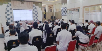 Rapat Koordinasi Bersama Para Camat Di Ruang Paseban Kantor Setda Kabupaten Cirebon, Rabu, 2 September 2026.