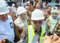 Menteri Pendidikan Dasar Dan Menengah, Abdul Mu'Ti, Menyampaikan Keterangan Pers Saat Meninjau Pelaksanaan Revitalisasi Sdn 1 Kedungjaya, Kecamatan Kedawung, Kabupaten Cirebon, Senin, 28 September 2026.