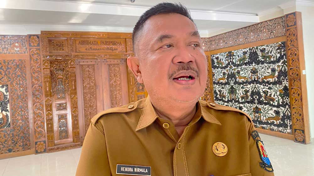 Pemkab Cirebon Minta Desa Segera Lengkapi Berkas Persyaratan BKK 2 Sekretaris Daerah (Sekda) Kabupaten Cirebon, H Hendra Nirmala.