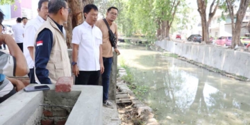 Penataan Sukalila dan Kalibaru Cirebon Baru 10 Persen 7 Wali Kota Cirebon, Effendi Edo, Saat Meninjau Lokasi Penataan Kawasan Sukalila, Rabu, 2 September 2026.