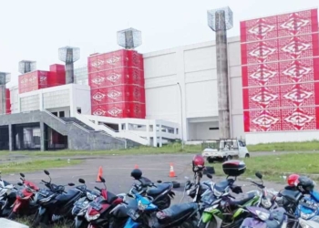 Parkir Stadion Watubelah
