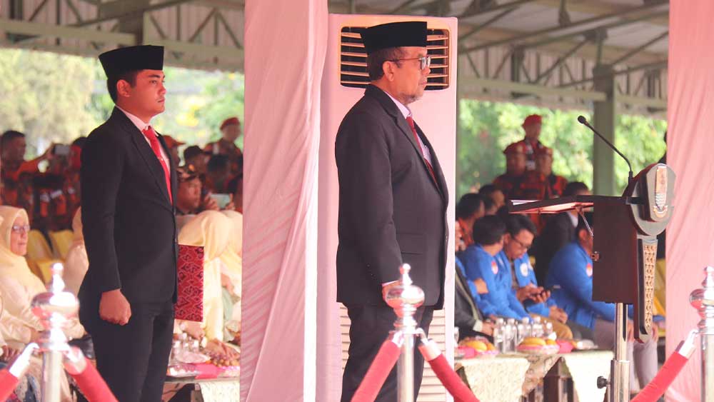 Bupati Cirebon Tekankan Peran Strategis Pemuda 1 Bupat Cirebon, Imron, Memimpin Upacara Peringatan Hari Sumpah Pemuda Di Kabupaten Cirebon, Rabu, 28 Oktober 2026.