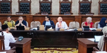 DPRD Kabupaten Cirebon Bahas Kendala Rujukan dan Klaim BPJS 7 Suasana Rapat Kerja Gabungan Dprd Kabupaten Cirebon Bersama Dinas Kesehatan, Bpjs Kesehatan, Disdukcapil, Bkad, Bapperida, Serta Manajemen Rsud Waled Dan Rsud Arjawinangun.