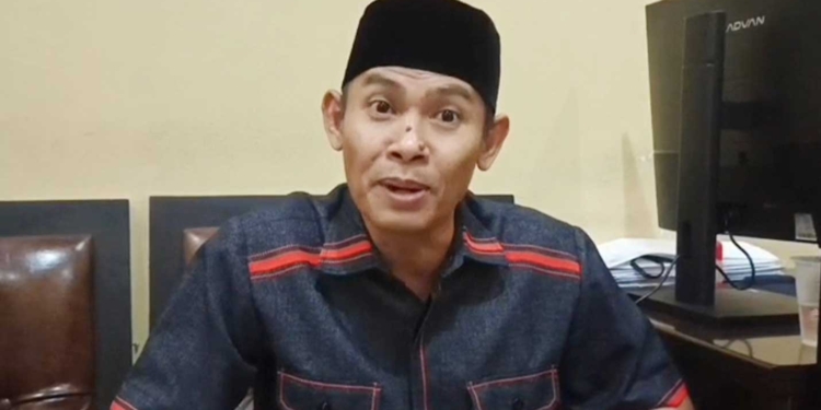 DPRD Kabupaten Cirebon Dorong Pemberdayaan Seniman Terintegrasi dengan Ekonomi Kreatif 6 Anggota Komisi Iv Dprd Kabupaten Cirebon, Nurholis.