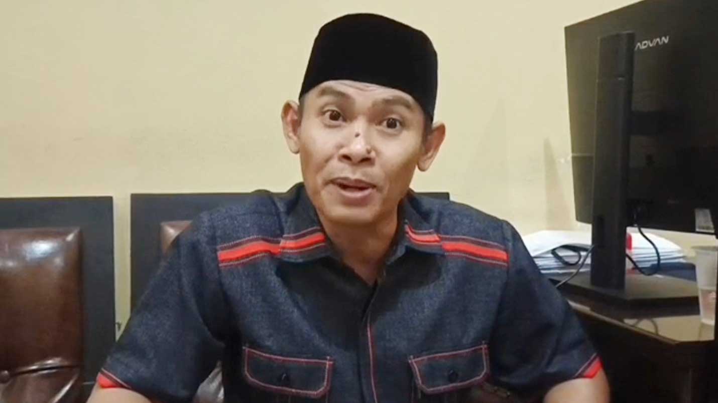 DPRD Kabupaten Cirebon Dorong Pemberdayaan Seniman Terintegrasi dengan Ekonomi Kreatif 1 Anggota Komisi Iv Dprd Kabupaten Cirebon, Nurholis.