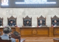 Bupati Imron Harapkan Sinergi DPRD Kabupaten Cirebon dalam Pembahasan Merger Dua BPR 2 Suasana Rapat Paripurna Dprd Kabupaten Cirebon Membahas Penggabungan Bpr Cirebon (Bkc) Dan Bpr Cirebon Jawa Barat (Bcj), Rabu, 28 Oktober 2026.