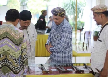 Ratusan Keris Pusaka Bakal Dipamerkan di Cirebon Akhir Oktober 1 Pameran Keris Yang Diadakan Beberapa Tahun Lalu Di Cirebon.