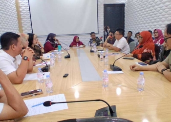 Keselamatan Pasien RSD Gunung Jati Jadi Sorotan, Persoalan Tata Kelola, Kerusakan Alat Kesehatan, hingga Kekosongan Obat 1 Suasana Rapat Dengar Pendapat Komisi Iii Dprd Kota Cirebon Dengan Rs Gunung Jati, Rabu, 14 Oktober 2026.