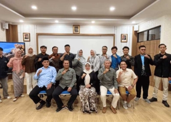 Foto Bersama Usai Tracer Study Lulusan 2026 Yang Digelar Fakultas Syariah Uin Siber Cirebon Bertempat Di Auditorium Fakultas Setempat, Kamis, 29 Oktober 2026.